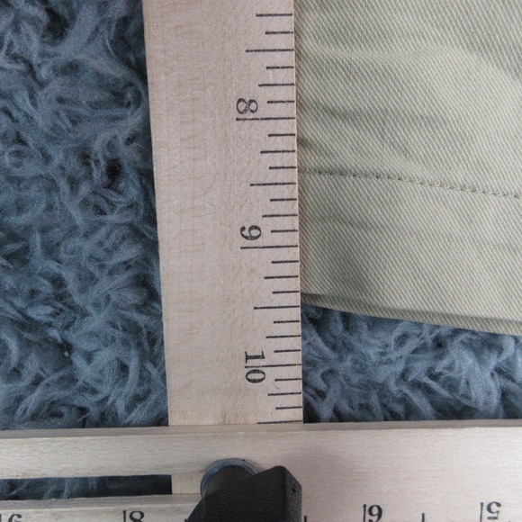 Nike Golf Cargo Shorts Mens 32 Tan Dri-Fit Performance Casual Pockets 32x9* - Picture 5 of 15